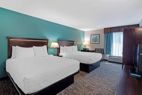 Double Room with Two Double Beds - Non-Smoking