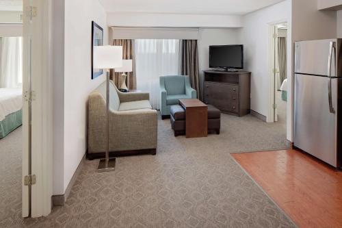 Homewood Suites By Hilton Dallas-Market Center