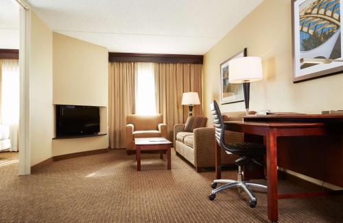 DoubleTree Suites by Hilton Hotel Cincinnati - Blue Ash in Sharonville, USA