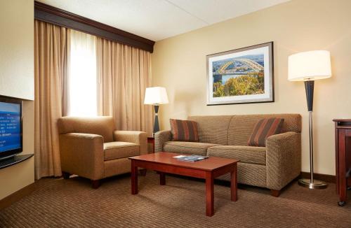 DoubleTree Suites By Hilton Hotel Cincinnati-Blue Ash