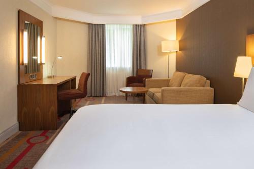 DoubleTree by Hilton Newbury North - image 6
