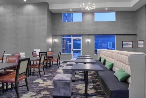 Homewood Suites By Hilton Lansing Eastwood