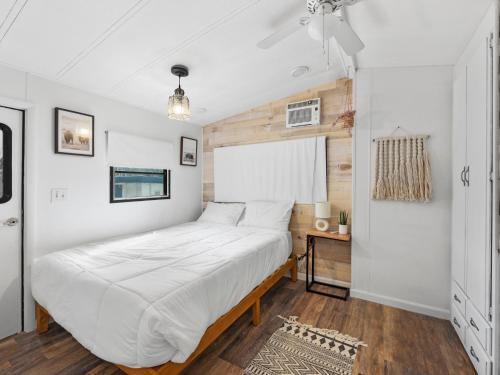 The Blue Bungalow in แพลนเทชัน (FL)