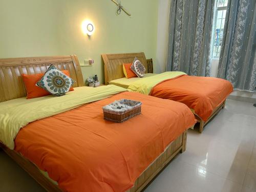 1 queen bed