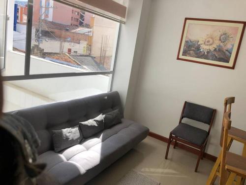 Hermoso e independiente apartamento central