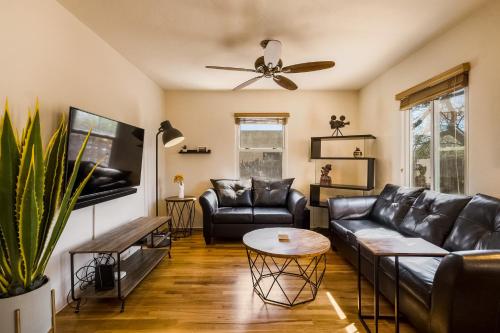 Nob Hill Home with Private Yard! in Albuquerque, USA
