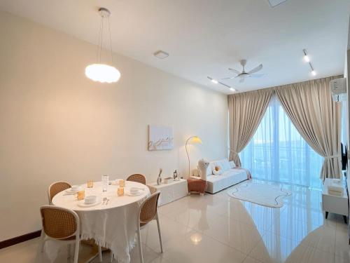 Paragon Suite By Antlerzone near The Zon Ferry Terminal