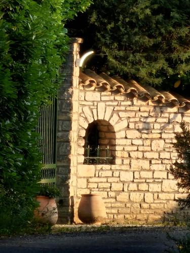 La Vigne Blanche Gîtes chambre d'hôte Pont-Saint-Esprit