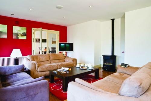 Ring of Kerry Holiday Cottages No 22 by Trident Holiday Homes in Ring of Kerry