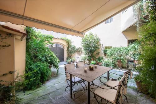  Casa Clara Luxury with Terrace in Lucca