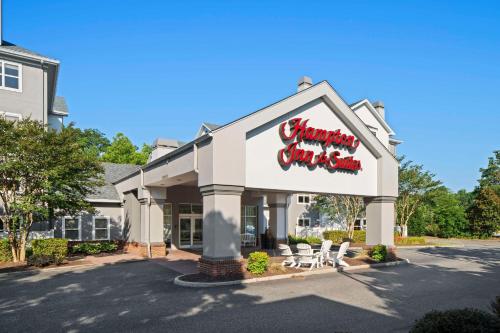 Hampton Inn & Suites Newport News-Airport - Oyster Point Area