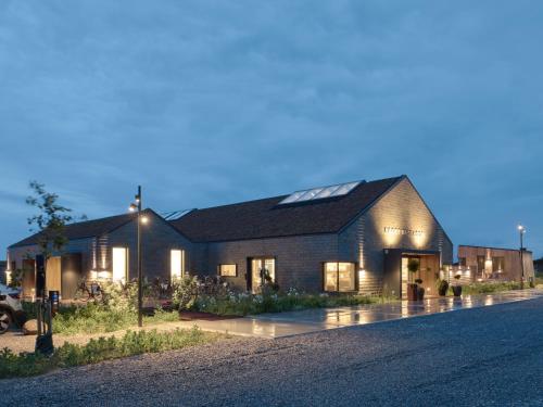 Exterior view, Hages Badehotel in Rodby