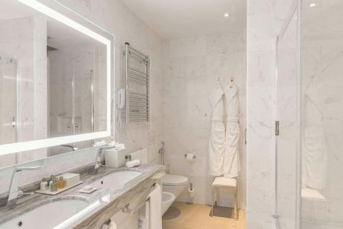 Aleph Rome Hotel Curio Collection By Hilton - image 3