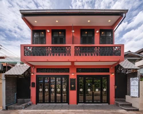 491215996 DE Phanakron Boutique Hotel
