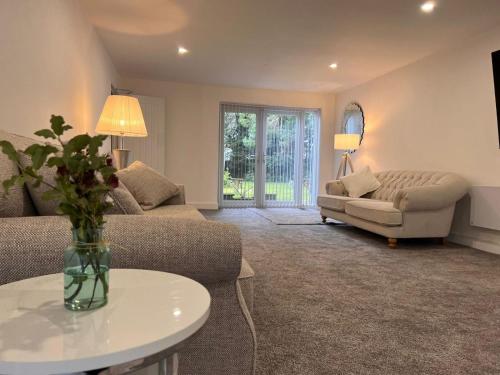 Selborne Studios Off road gated parking - Hôtel - Parkside