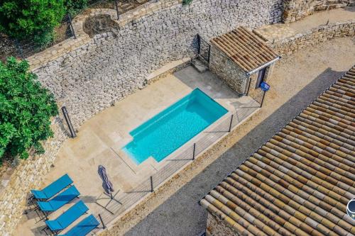 Villa avec piscine privée et jardin en Ardèche (Villa avec piscine privee et jardin en Ardeche) in 奧爾尼亞克拉旺