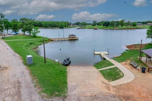 Lake Fork Fishing Getaway in Yantis (TX)
