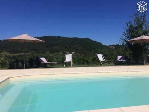 Villa la bastide piscine et jacuzzi - Location saisonnière - Silhac