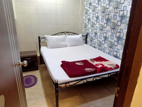 Hotel Central Inn, Mumbai