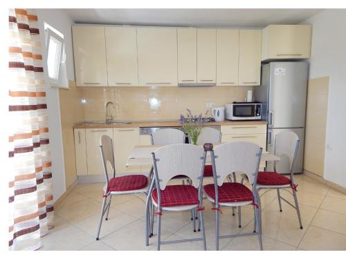 Apartments Nedjeljka - image 4