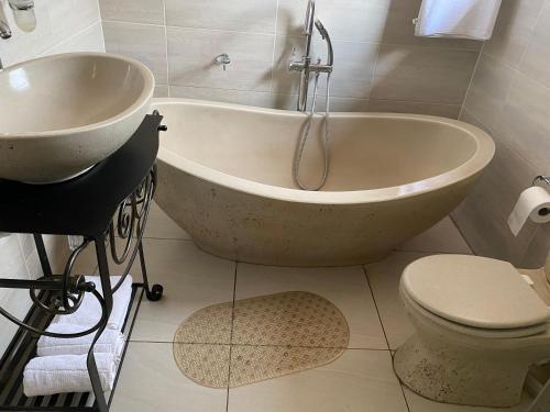 Bridgelamour Accommodation