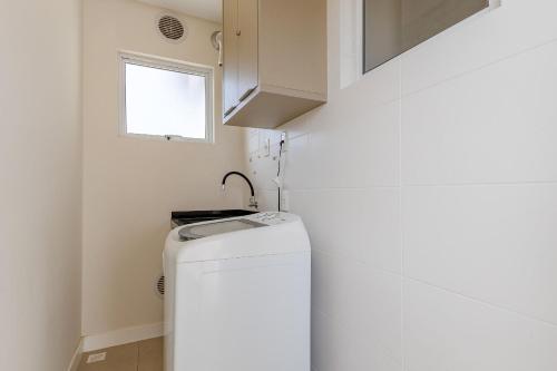 Apartment image 6