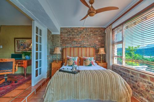 Red Door Cottage in Wilderness