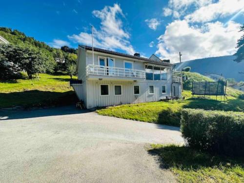 B&B Sogndal - Prestadalen 6 - Bed and Breakfast Sogndal