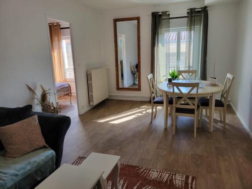 Bel appartement hyper centre, 3 pièces 60m² - Location saisonnière - Périgueux