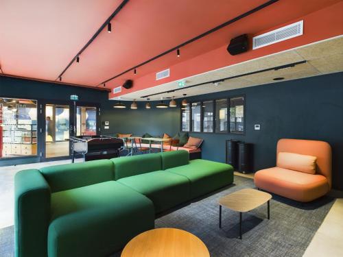 Shared lounge/TV area, Hife Gentilly Paris Sud Porte d'Italie in Gentilly