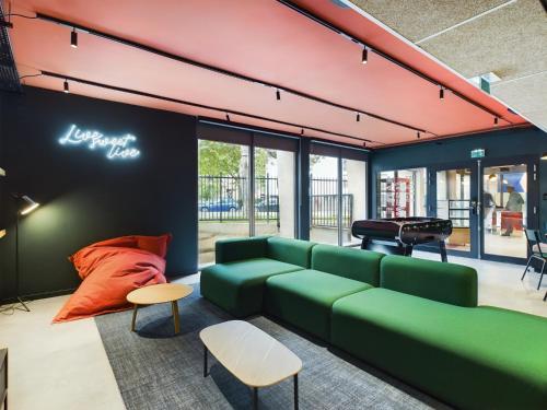 Shared lounge/TV area, Hife Gentilly Paris Sud Porte d'Italie in Gentilly