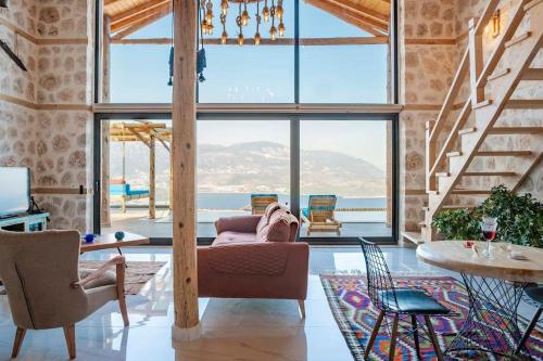 Luxury Honeymoon Villa with Sea View - image 11