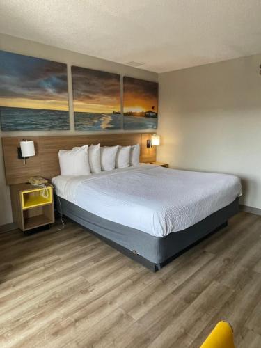 Days Inn by Wyndham Florence Near Civic Center - image 12