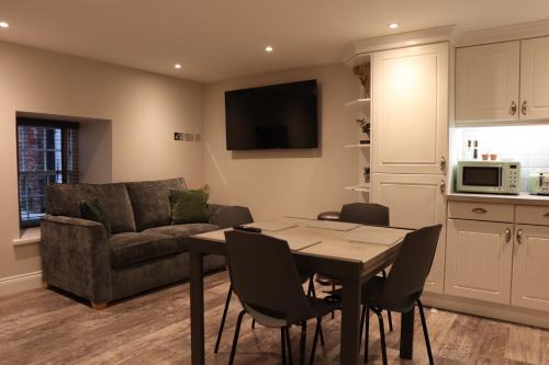 Instalaciones, La Haule Manor in Saint Aubin