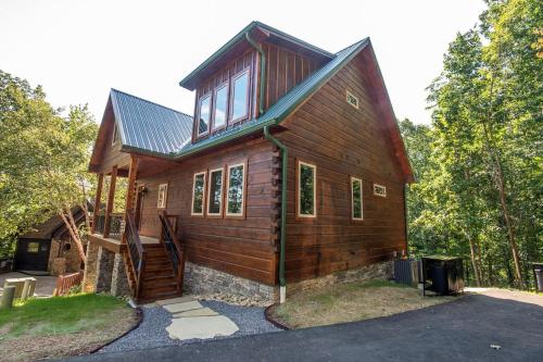 Bear Tracks Lodge cabin in Sevierville, USA