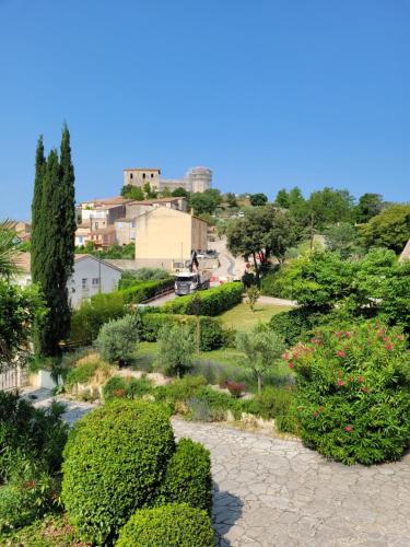 Studio lit double. - Pension de famille - Gréoux-les-Bains