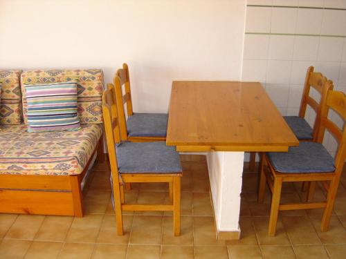 One-Bedroom Apartment (2 - 4 Adults) image 1