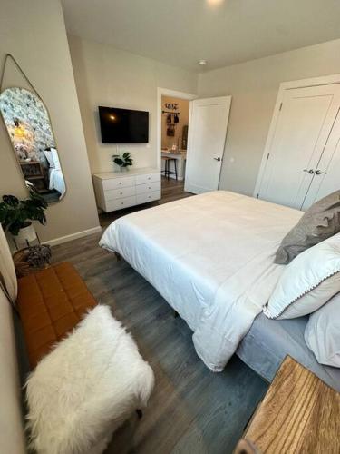 Home Haven, Walk to Little Italy & Wooster Square in New Haven, USA