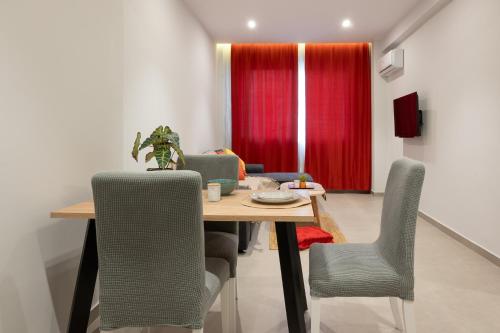 Athens Downtown color Apartment - Tap to explore photos
