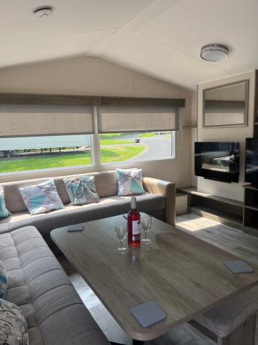 Haggerston castle caravan rental. Annie's den