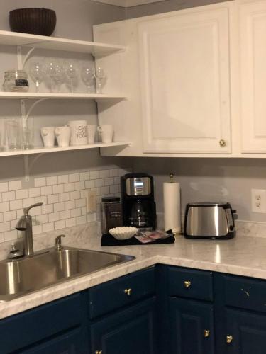 Renovated 3 Bedroom Close To Downtown!