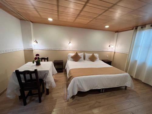 Hotel La Gran Casona – El Espinal, PA