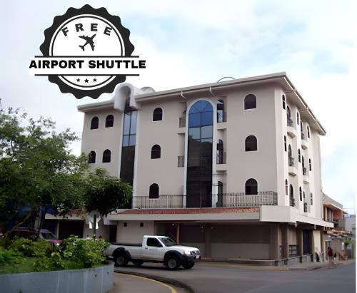 Alajuela Backpackers Airport Hostel in Alajuela