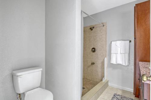 Wellington 4 BR Vacation Home with Pool in Wellington, USA