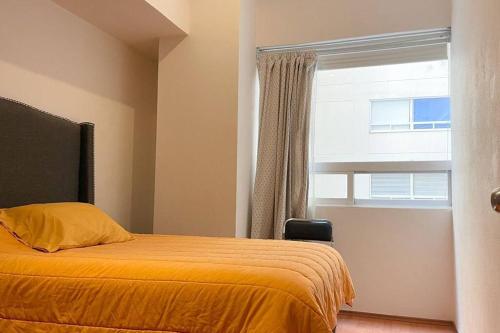 Beautiful 2BR apt, pool, gym, Soumaya, and Carso in Mexico City, Mexico