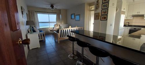 703 High Tide, Holiday Apartment, Main Beach, Amanzimtoti