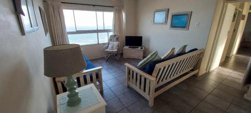 703 High Tide, Holiday Apartment, Main Beach, Amanzimtoti