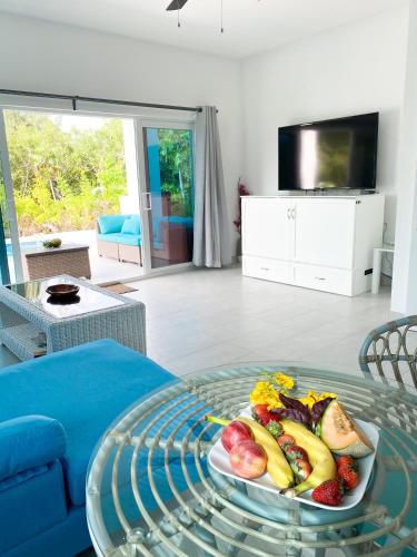 Gracehaven Villas -Choose you own private villa with pool - 250 yds to Grace Bay beach