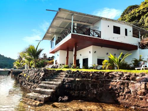 . Kasakai Beachouse