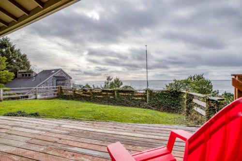 Hillside House - image 5